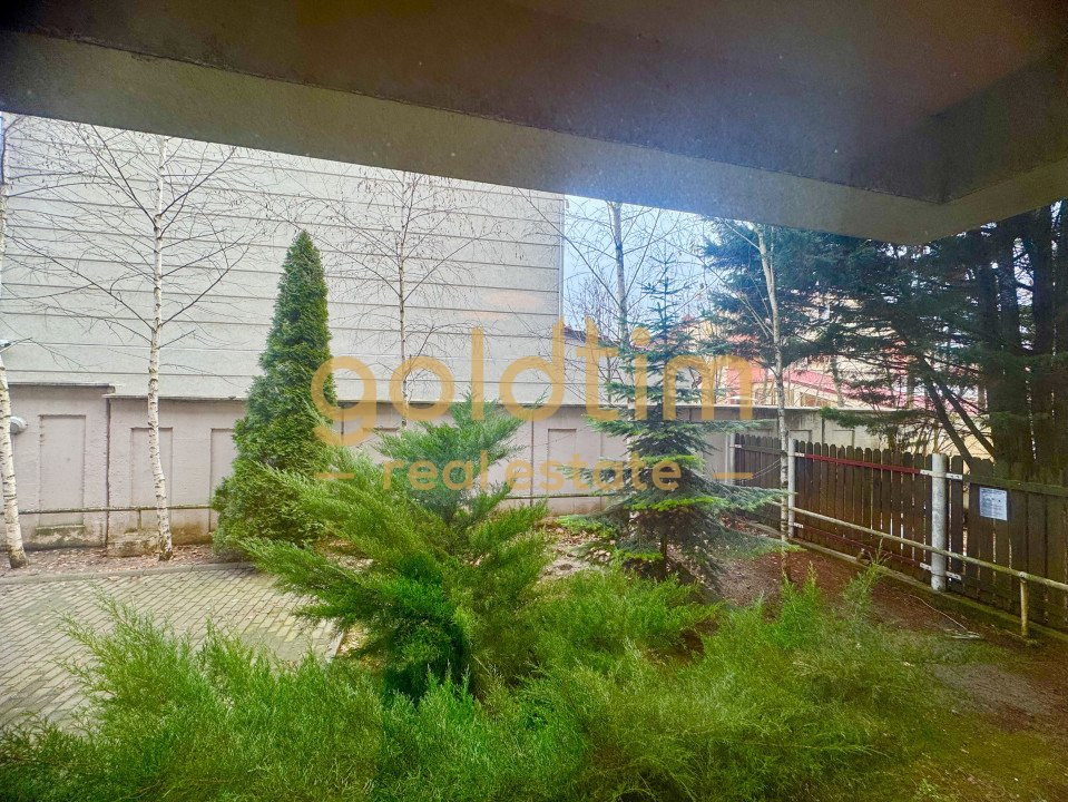 SUPERB/ SPATII GENEROASE/ PARCARE