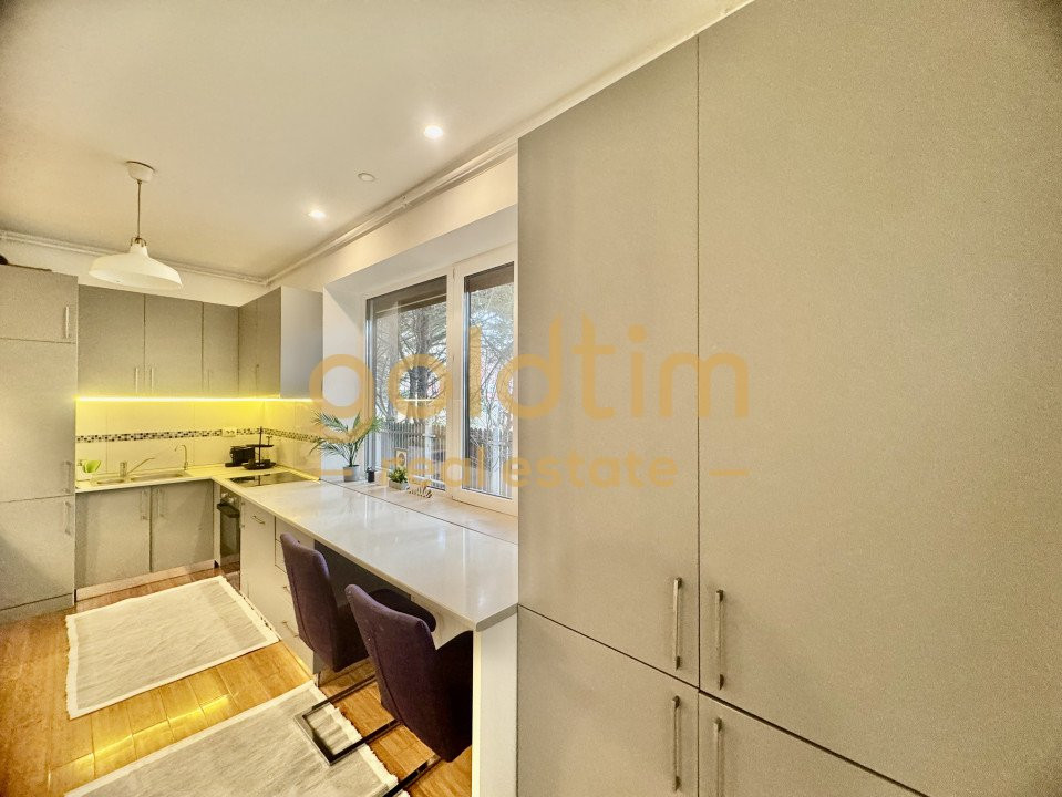 SUPERB/ SPATII GENEROASE/ PARCARE