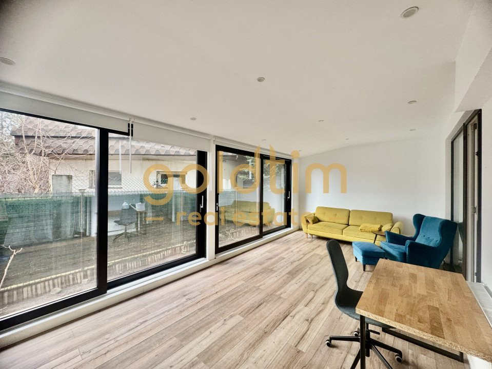 SUPERB/ SPATII GENEROASE/ PARCARE