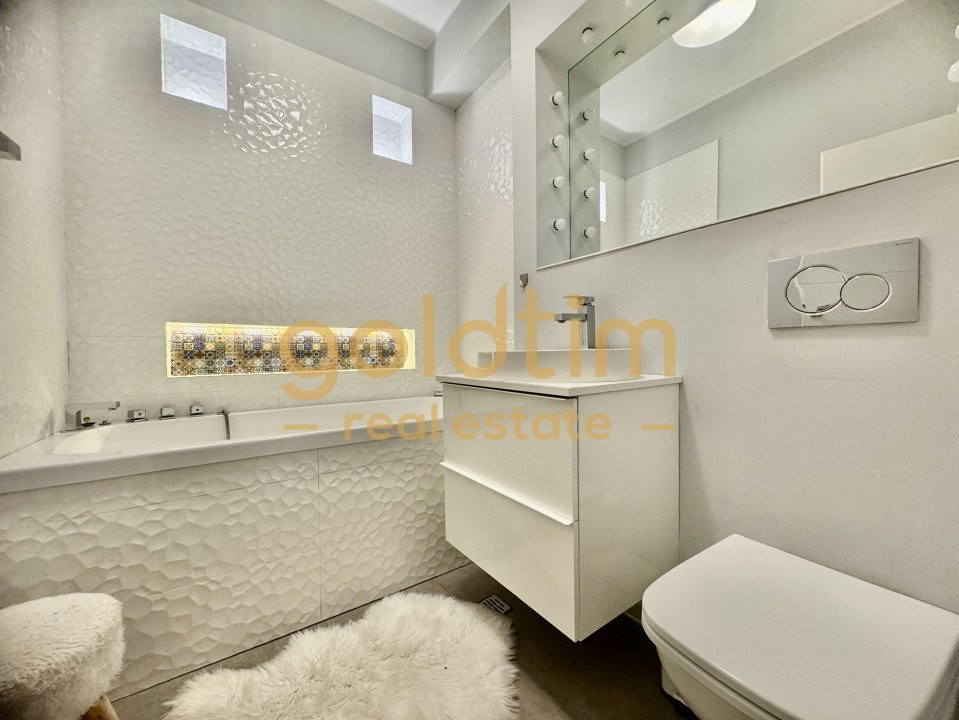 SUPERB/ SPATII GENEROASE/ PARCARE