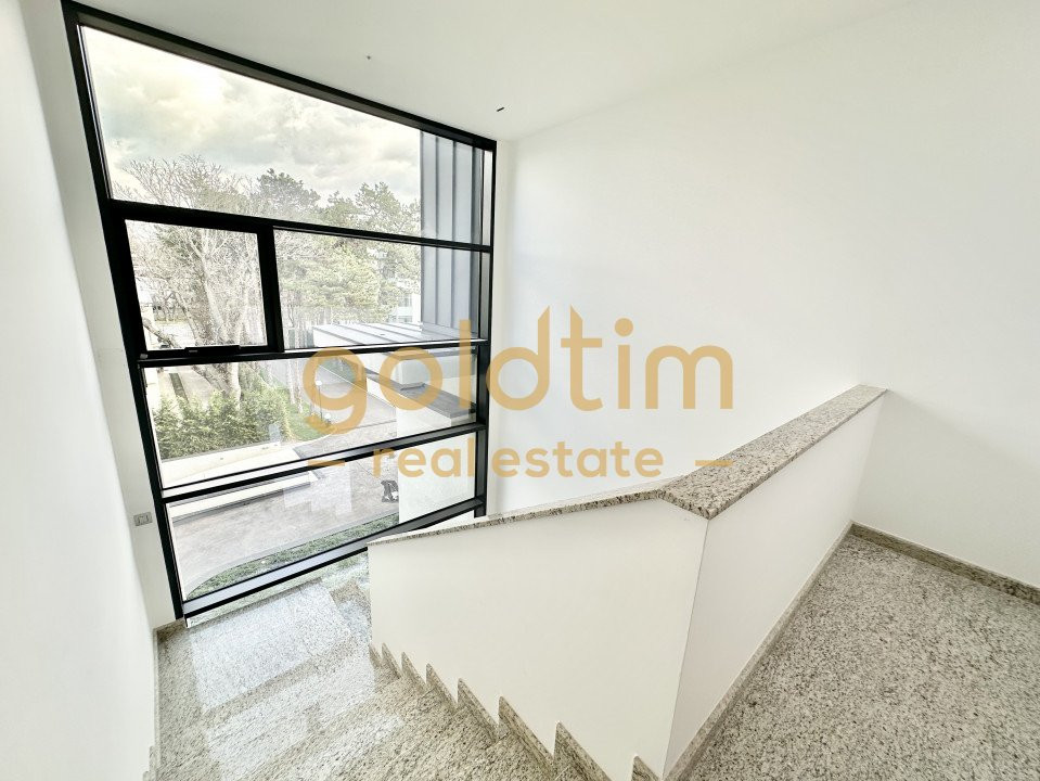 APARTAMENT IMPRESIONANT/EXCLUSIVIST/COMPLEX BOUTIQUE/CAMERA PERSONAL/KISELEFF