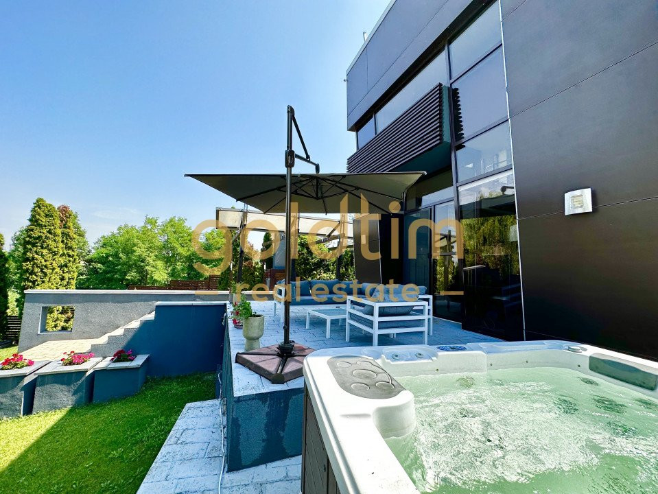 VILA SUPERBA/DESIGN EXCEPTIONAL/PISCINA/JACUZZI/VEDERE SI PONTON LAC/SNAGOV