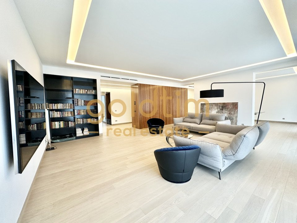 APARTAMENT IMPRESIONANT/EXCLUSIVIST/COMPLEX BOUTIQUE/CAMERA PERSONAL/KISELEFF