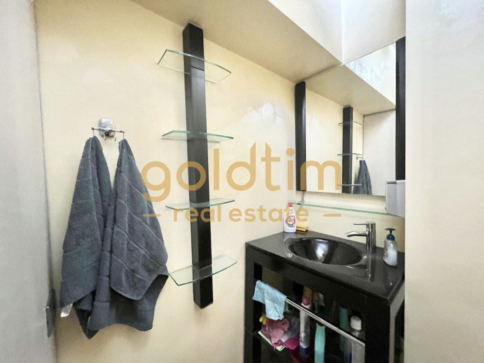 APARTAMENT BIROU/LOCALIZARE EXCELENTA/LUMINOS/DOROBANTI