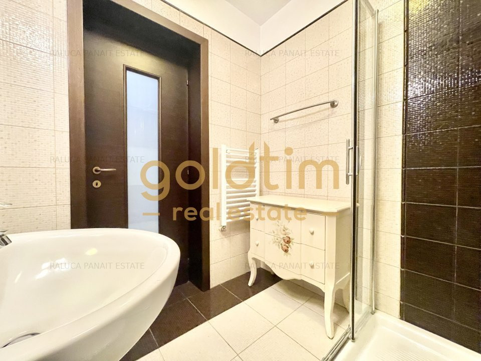 NOU!SUPERB/ VILA INDIVIDUALA/ CURTE GENEROASA/BANEASA/2 LOCURI PARCARE/GARAJ