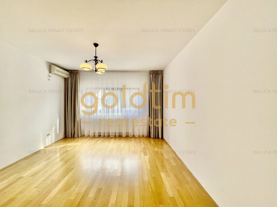 NOU!SUPERB/ VILA INDIVIDUALA/ CURTE GENEROASA/BANEASA/2 LOCURI PARCARE/GARAJ