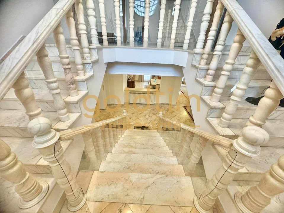 VILA INDIVIDUALA/PISCINA/PRETABIL GRĂDINIȚĂ/BIROU