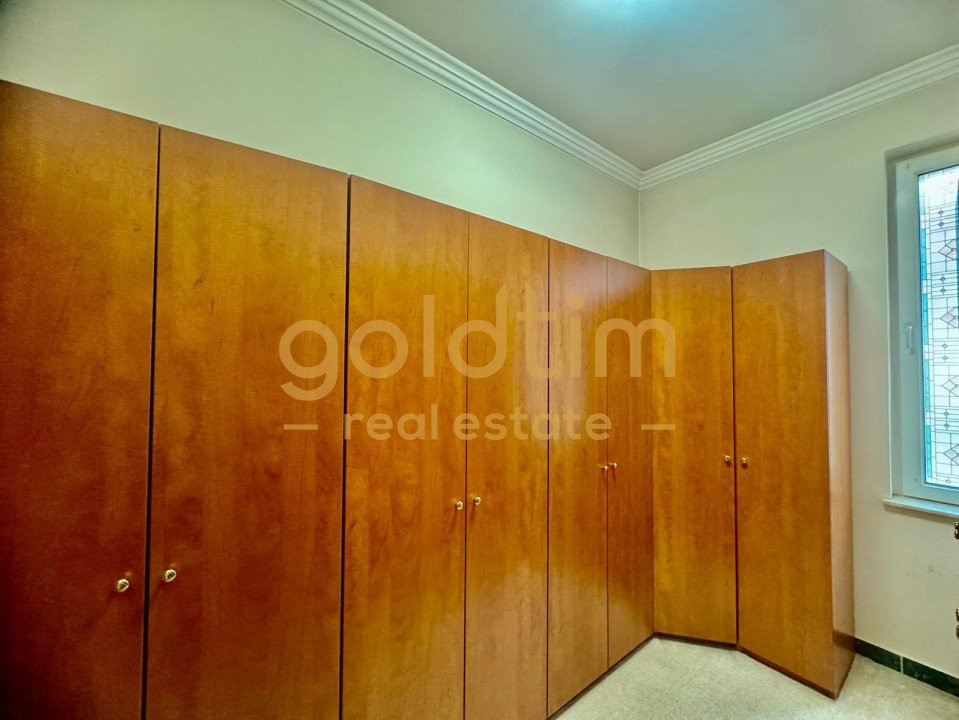 VILA INDIVIDUALA/PISCINA/PRETABIL GRĂDINIȚĂ/BIROU