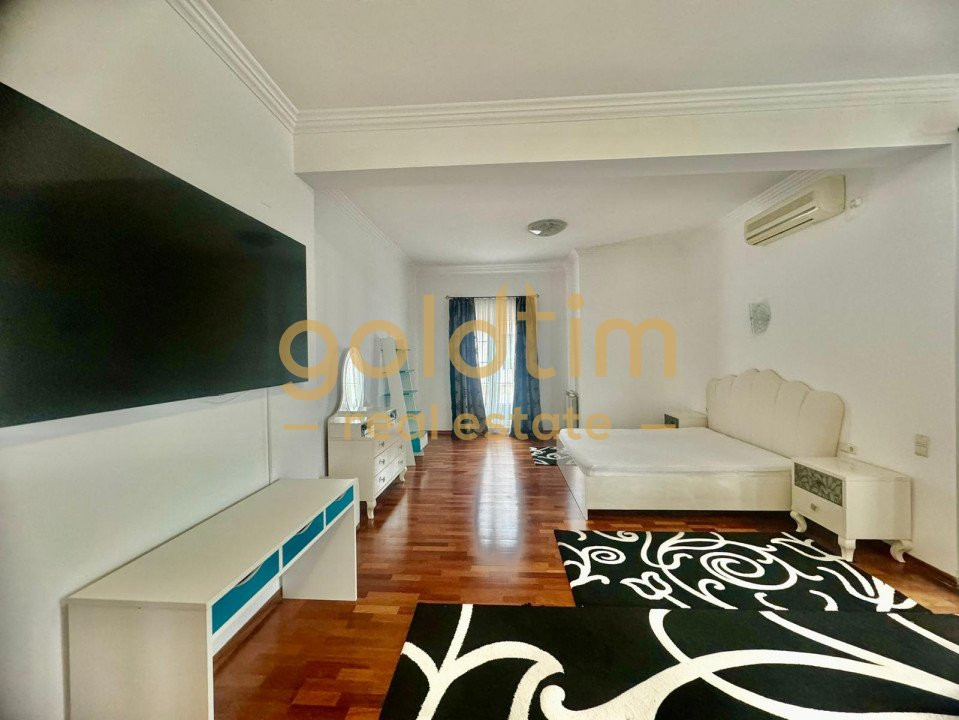 VILA INDIVIDUALA/PISCINA/PRETABIL GRĂDINIȚĂ/BIROU