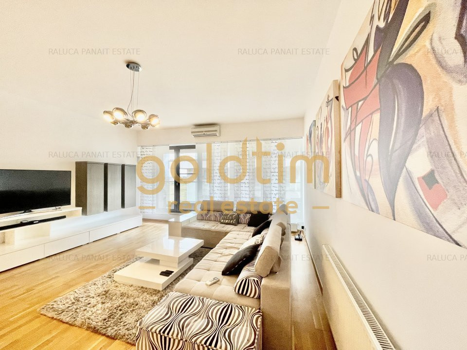 NOU/SUPERB/ SCOALA AMERICANA