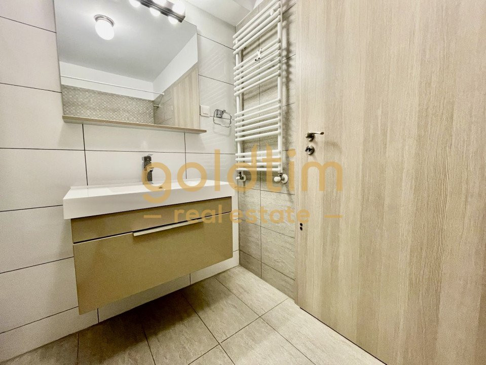 PIATA VICTORIEI/PARCARE SUBTERANA/PRIVELIȘTE NEOBTURATA