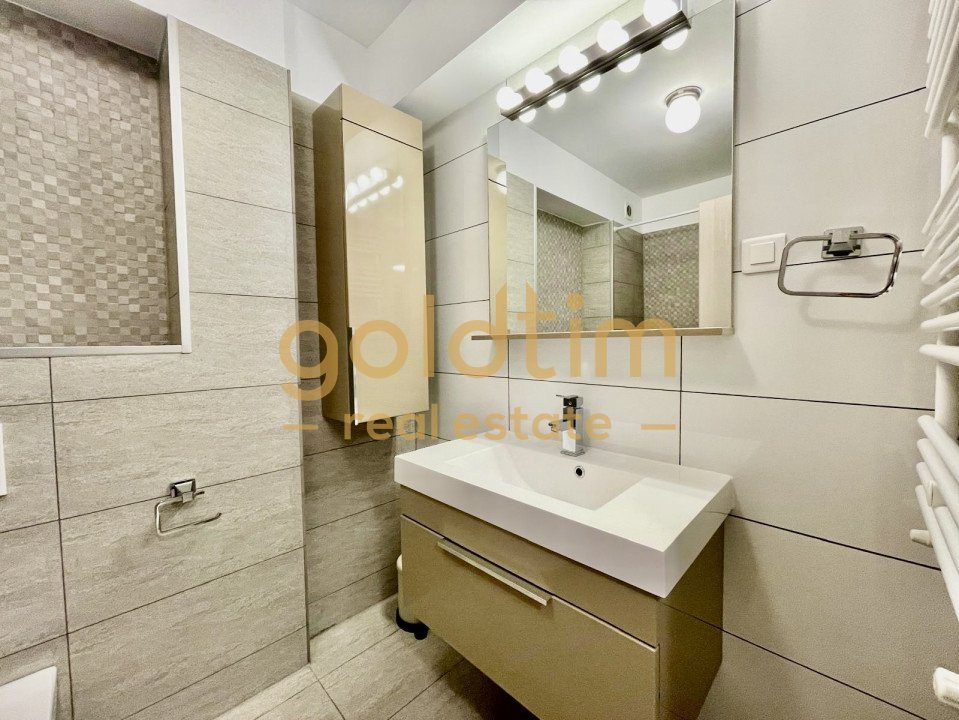 PIATA VICTORIEI/PARCARE SUBTERANA/PRIVELIȘTE NEOBTURATA