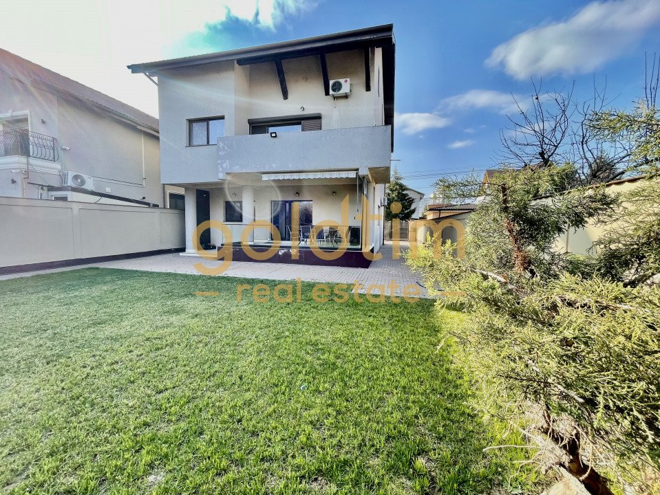 VILA INDIVIDUALA/ SPATII GENEROASE/ PARCARI/ CURTE MATURA