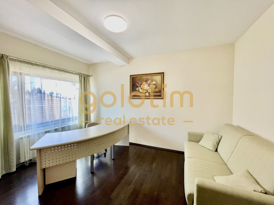 VILA INDIVIDUALA/ SPATII GENEROASE/ PARCARI/ CURTE MATURA