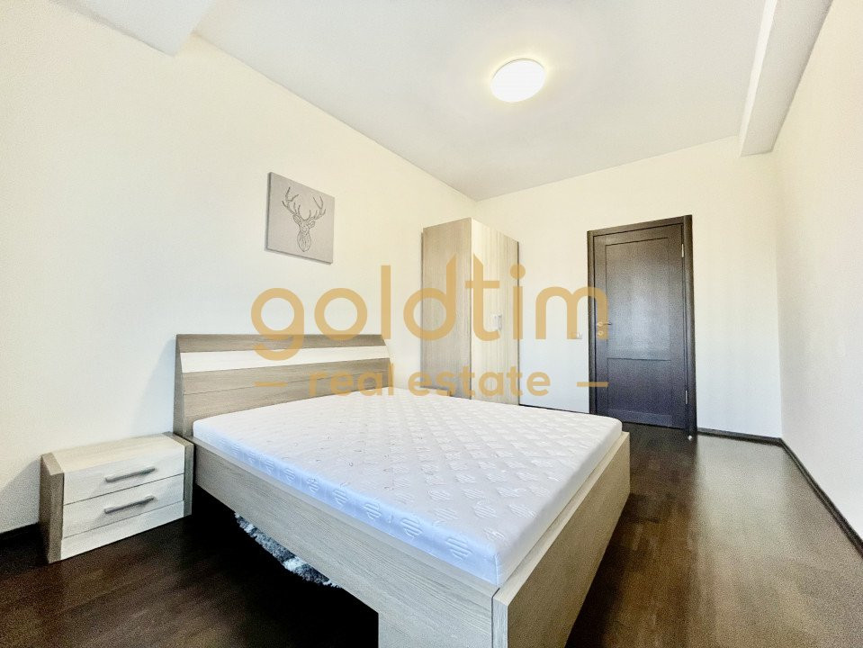 VILA INDIVIDUALA/ SPATII GENEROASE/ PARCARI/ CURTE MATURA