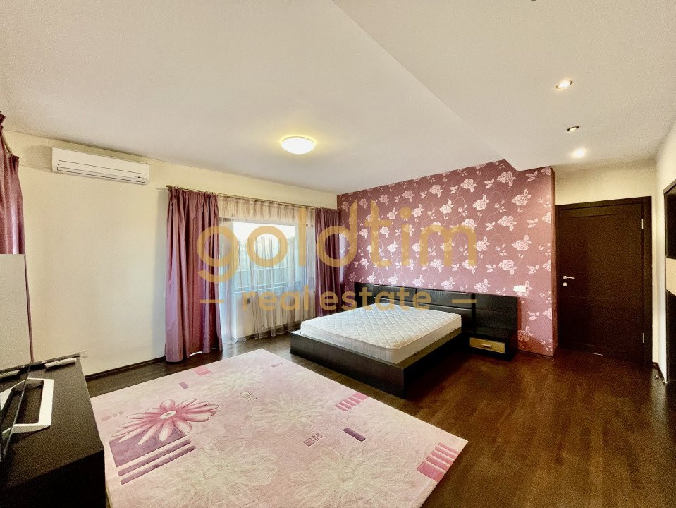 VILA INDIVIDUALA/ SPATII GENEROASE/ PARCARI/ CURTE MATURA