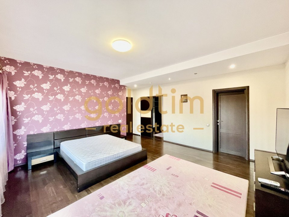 VILA INDIVIDUALA/ SPATII GENEROASE/ PARCARI/ CURTE MATURA