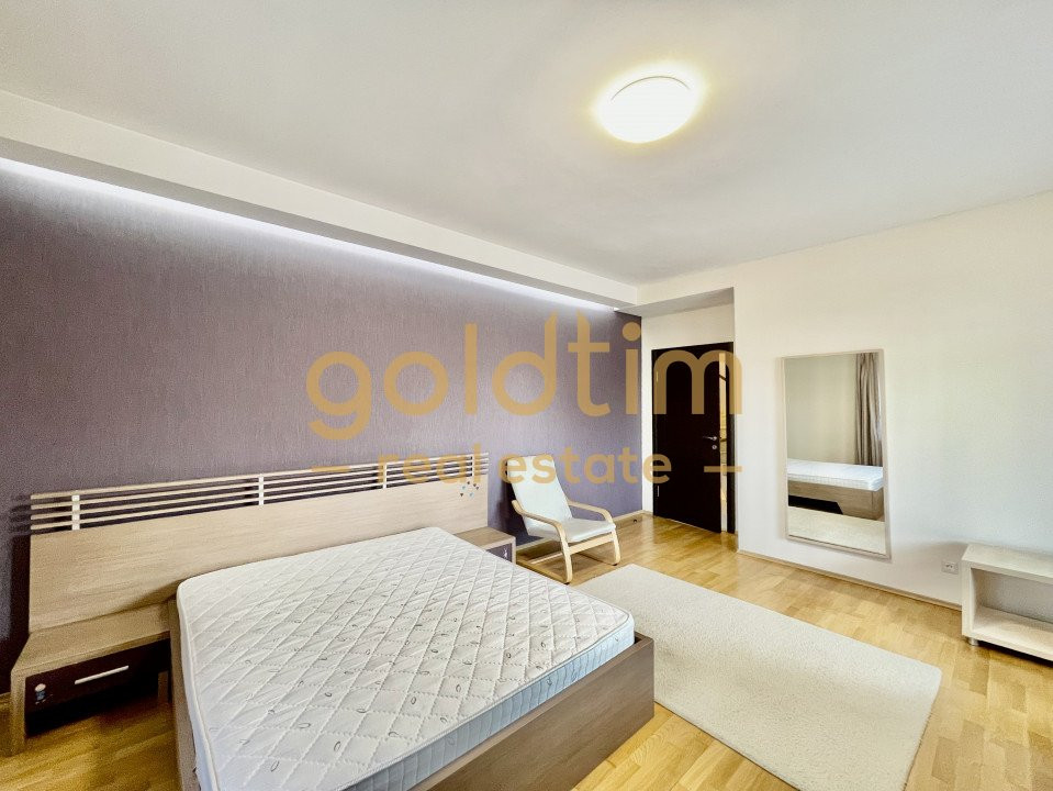 VILA INDIVIDUALA/ SPATII GENEROASE/ PARCARI/ CURTE MATURA