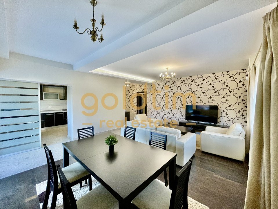 VILA INDIVIDUALA/ SPATII GENEROASE/ PARCARI/ CURTE MATURA