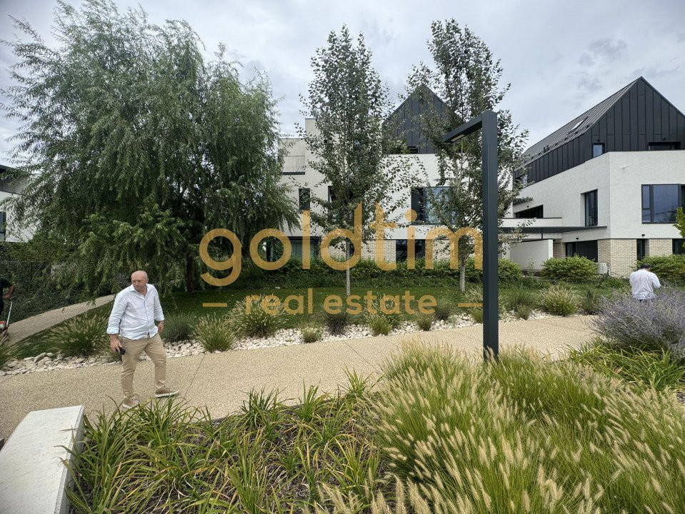 NOU/ SUPERB/ LUMINOS/ SPATII DEPOZITARE