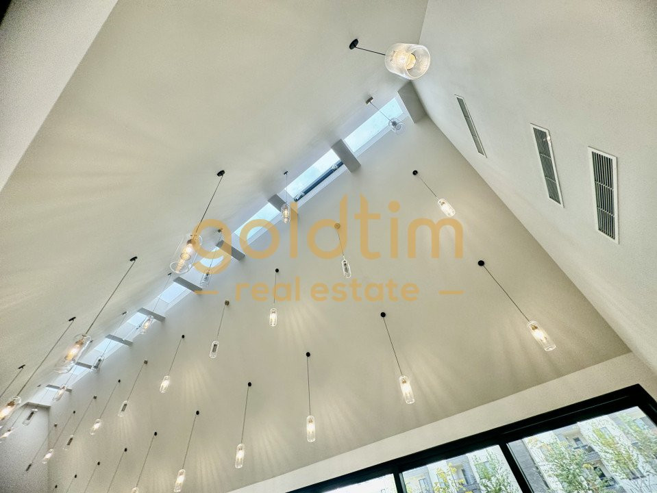 NOU/ SUPERB/ LUMINOS/ SPATII DEPOZITARE