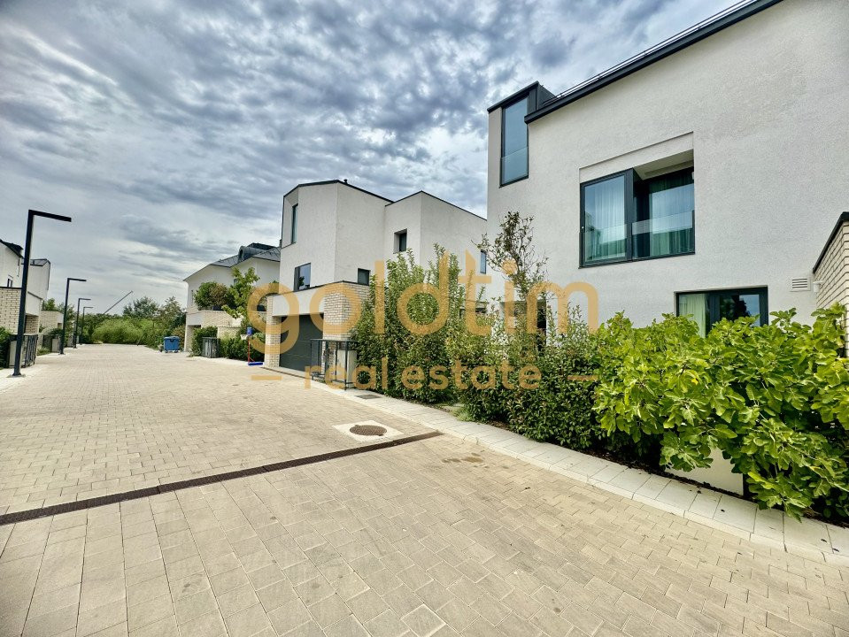 NOU/ SUPERB/ LUMINOS/ SPATII DEPOZITARE