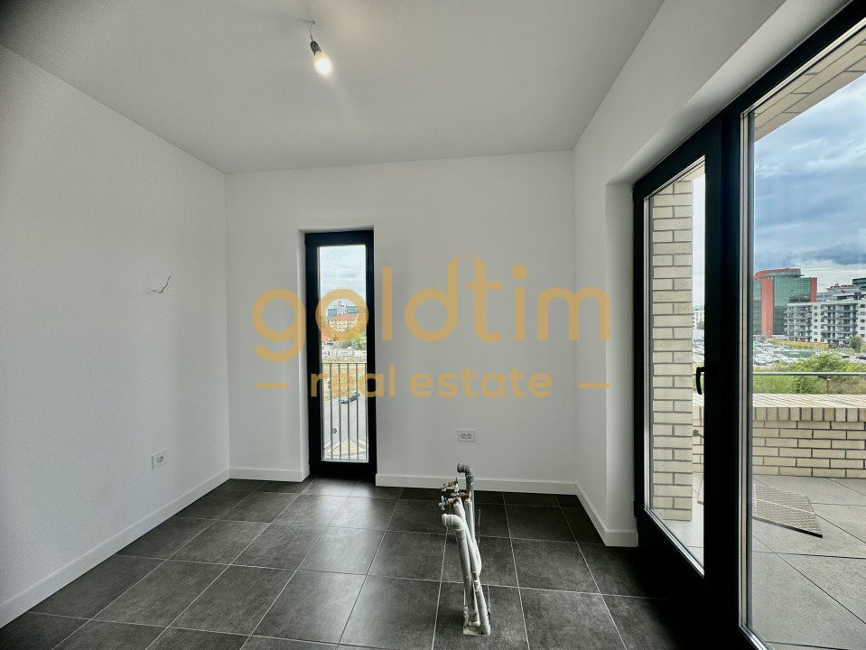 NOU/ SUPERB/ LUMINOS/ SPATII DEPOZITARE