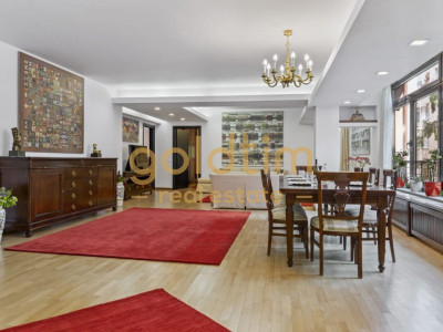 APARTAMENT LUX/COMPLET MOBILAT/UTILAT/TERASA/PARCARE SUBTERANA/ARCUL DE TRIUMF