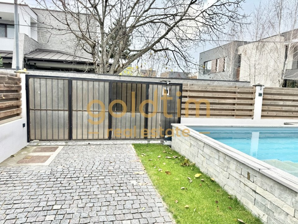 VILA 8 CAMERE/PISCINA INCALZITA/CURTE/GARAJ/IANCU NICOLAE