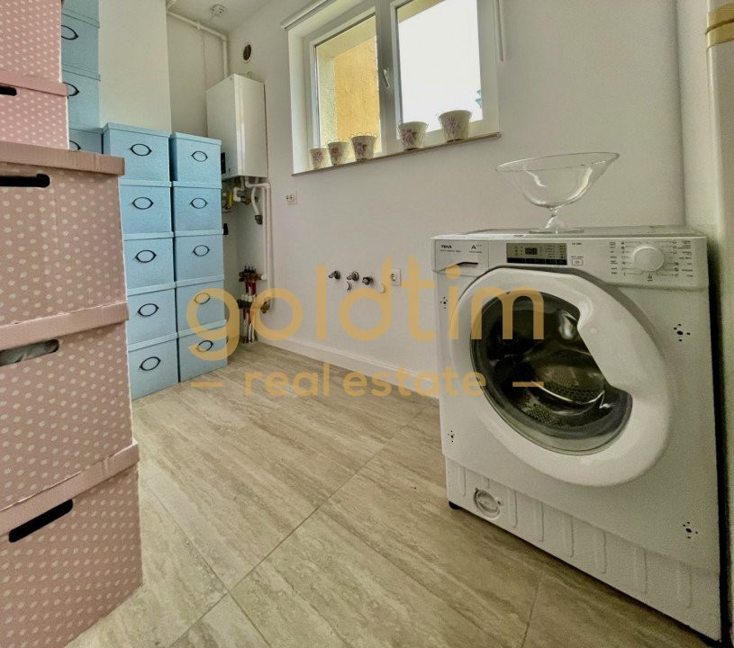 COSMOPOLIS/PARTIAL MOBILATA/ NOU 