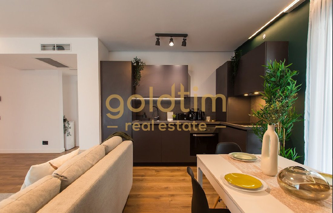 APARTAMENT LUX/COMPLET MOBILAT SI UTILAT/GATA DE MUTAT/IANCU NICOLAE