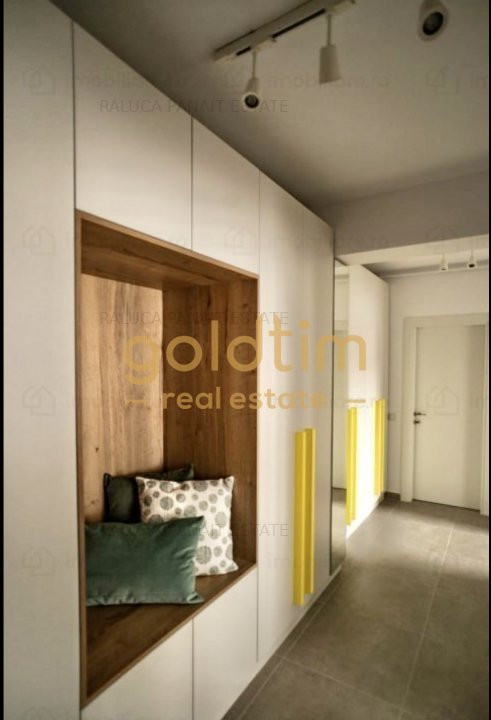 NOU!!! SUPERB! MOBILAT SI UTILAT