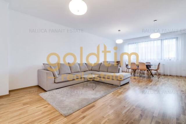 SUPERB/LOC DE PARCARE SUBTERAN/SPATII GENEROASE DEPOZITARE