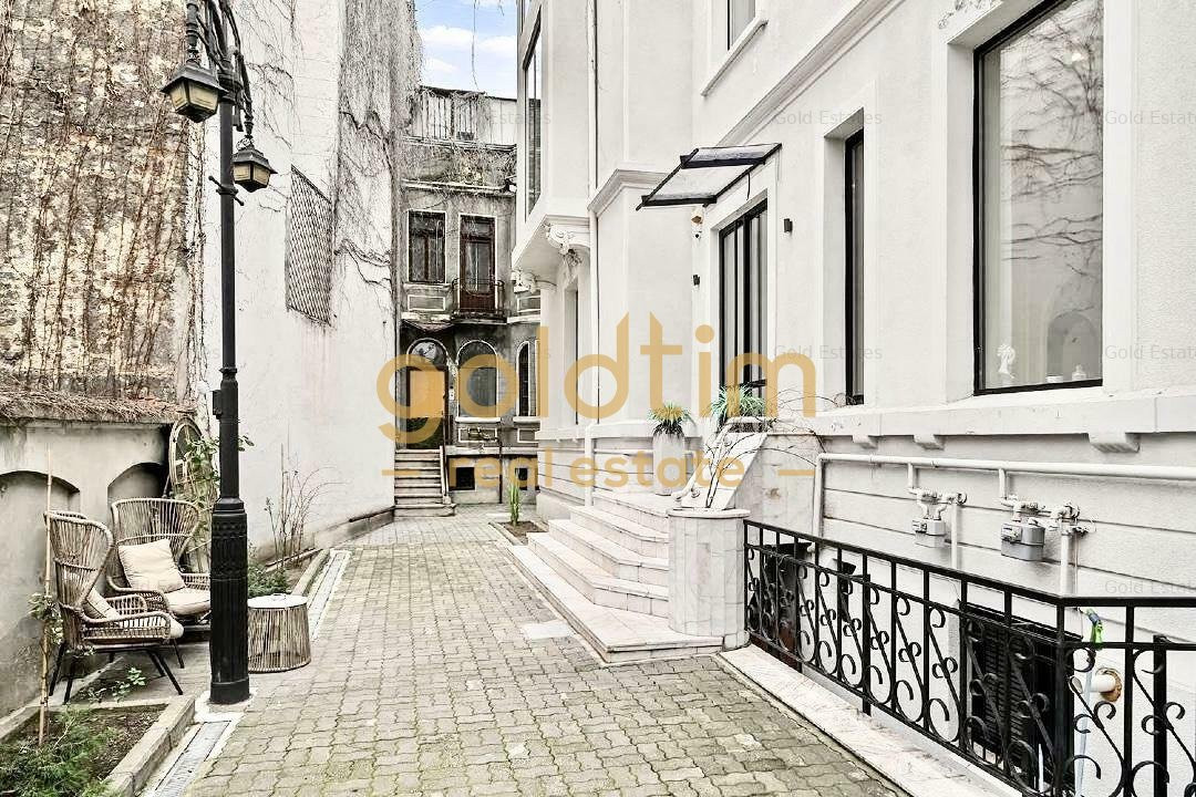 VILA STIL ECLECTIC SUPERBISIMA/RENOVATA/FINISJAE SI DOTARI PREMIUM/ARMENEASCA