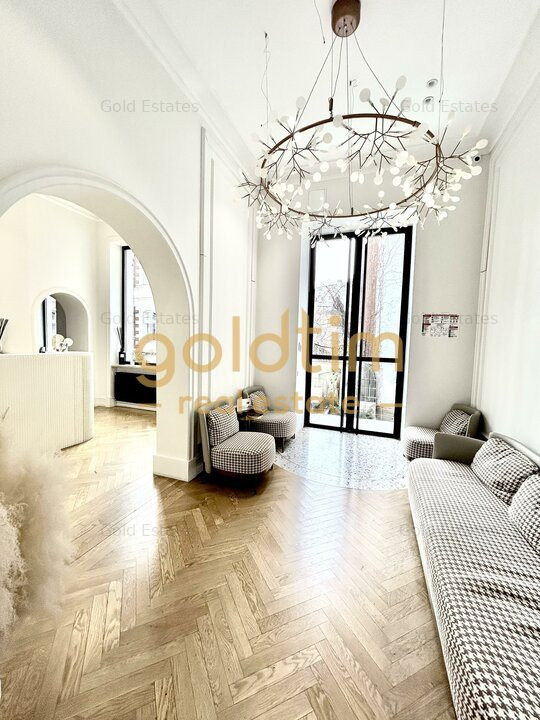 VILA STIL ECLECTIC SUPERBISIMA/RENOVATA/FINISJAE SI DOTARI PREMIUM/ARMENEASCA