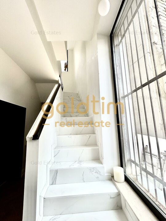 VILA STIL ECLECTIC SUPERBISIMA/RENOVATA/FINISJAE SI DOTARI PREMIUM/ARMENEASCA