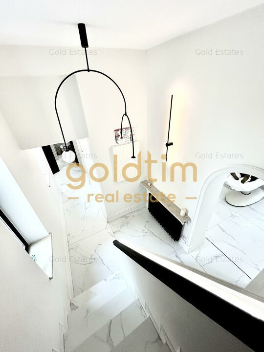 VILA STIL ECLECTIC SUPERBISIMA/RENOVATA/FINISJAE SI DOTARI PREMIUM/ARMENEASCA