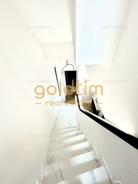 VILA STIL ECLECTIC SUPERBISIMA/RENOVATA/FINISJAE SI DOTARI PREMIUM/ARMENEASCA