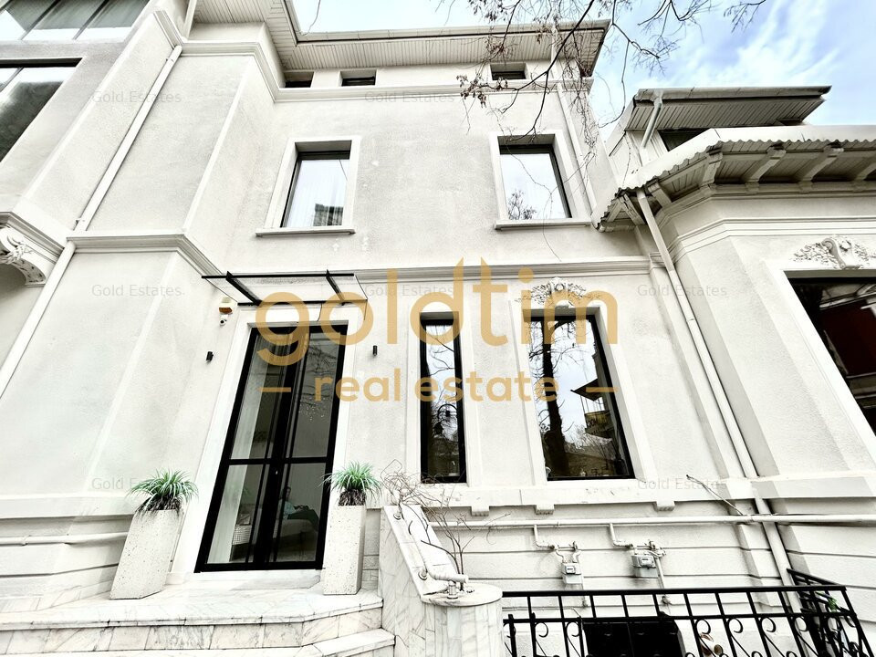 VILA STIL ECLECTIC SUPERBISIMA/RENOVATA/FINISJAE SI DOTARI PREMIUM/ARMENEASCA