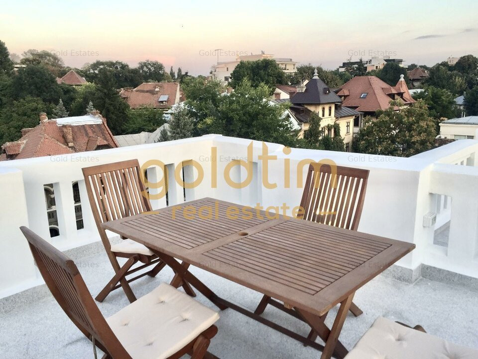 VILA SUPERBA 8 CAMERE/CURTE 100MP/SOS.KISELEFF -BD.AVIATORILOR