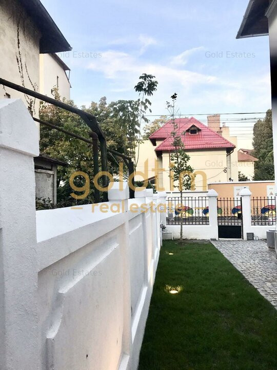 VILA SUPERBA 8 CAMERE/CURTE 100MP/SOS.KISELEFF -BD.AVIATORILOR