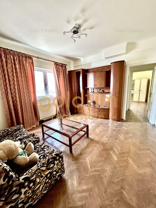 VILA INTERBELICA RENOVATA/TEREN 520MP/GARAJ/MARRIOTT-PALATUL  PARLAMENTULUI