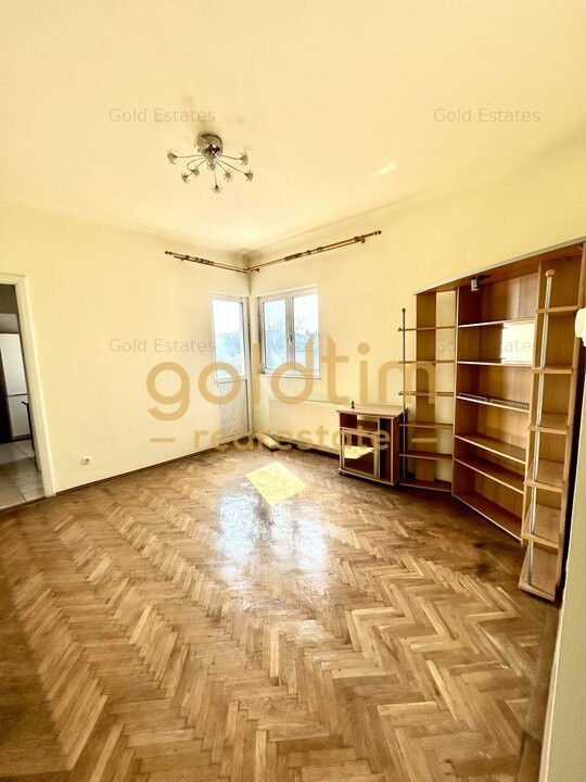 VILA INTERBELICA RENOVATA/TEREN 520MP/GARAJ/MARRIOTT-PALATUL  PARLAMENTULUI