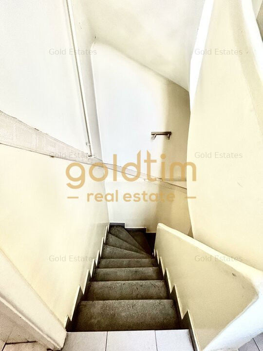 VILA INTERBELICA RENOVATA/TEREN 520MP/GARAJ/MARRIOTT-PALATUL  PARLAMENTULUI