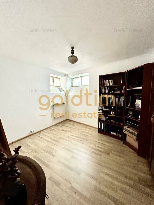 VILA INTERBELICA RENOVATA/TEREN 520MP/GARAJ/MARRIOTT-PALATUL  PARLAMENTULUI