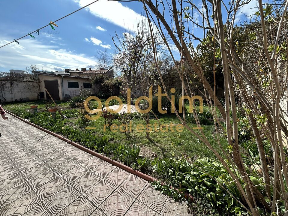 VILA INTERBELICA RENOVATA/TEREN 520MP/GARAJ/MARRIOTT-PALATUL  PARLAMENTULUI