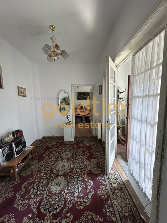 VILA INTERBELICA RENOVATA/TEREN 520MP/GARAJ/MARRIOTT-PALATUL  PARLAMENTULUI