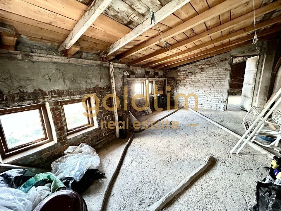 VILA INTERBELICA RENOVATA/TEREN 520MP/GARAJ/MARRIOTT-PALATUL  PARLAMENTULUI