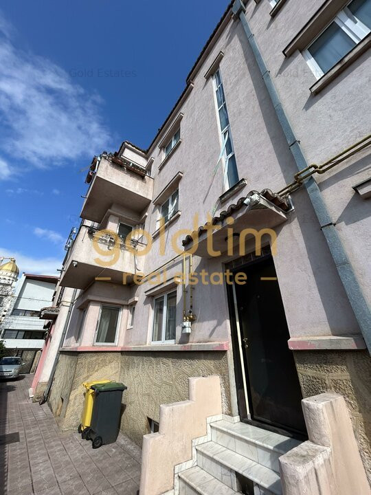 VILA INTERBELICA RENOVATA/TEREN 520MP/GARAJ/MARRIOTT-PALATUL  PARLAMENTULUI