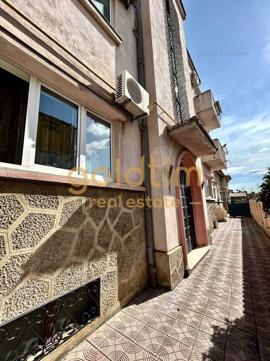 VILA INTERBELICA RENOVATA/TEREN 520MP/GARAJ/MARRIOTT-PALATUL  PARLAMENTULUI